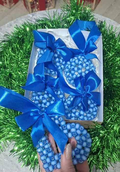 Елочные игрушки из бусин