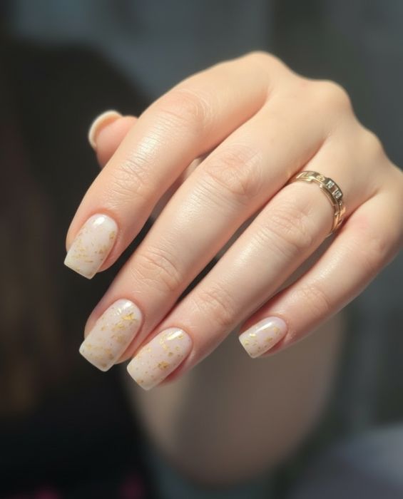 Маникюр,педикюр,наращивание ногтей