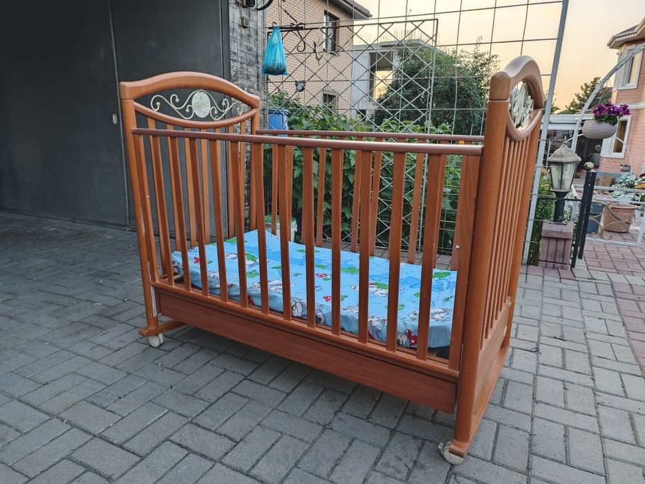 Манеж детский деревянный