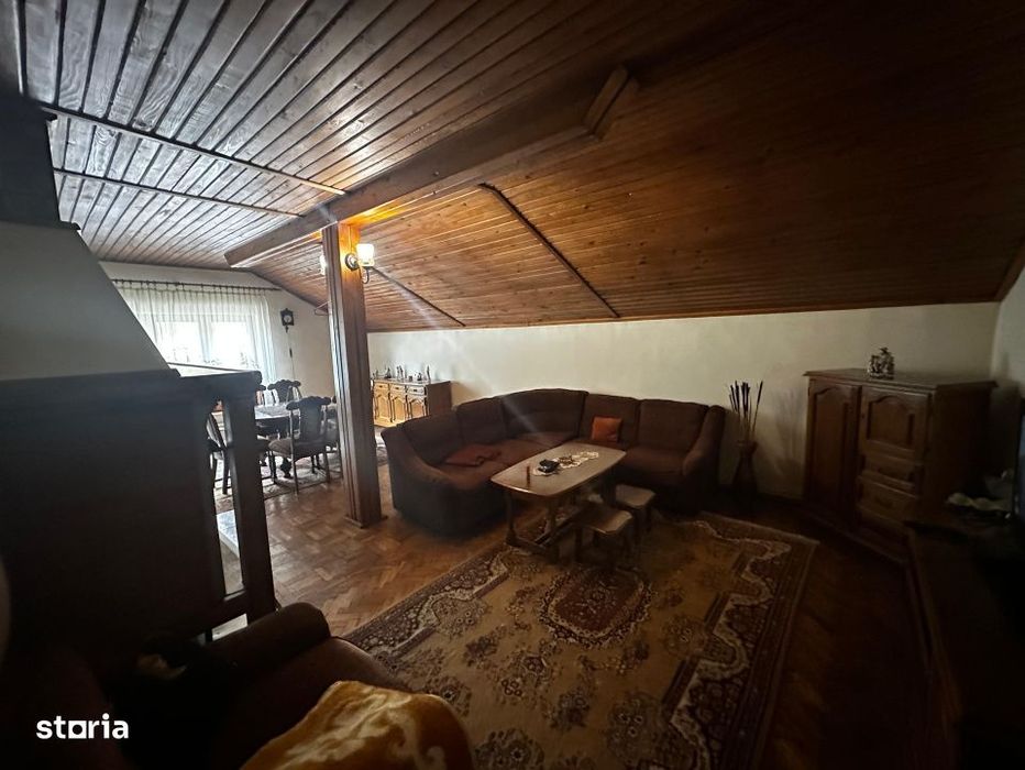 Apartament 3 camere in vila, 114 mp | Curte | Sinaia