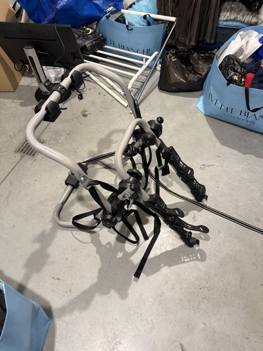 Стойка за 3 колела монтаж на кола