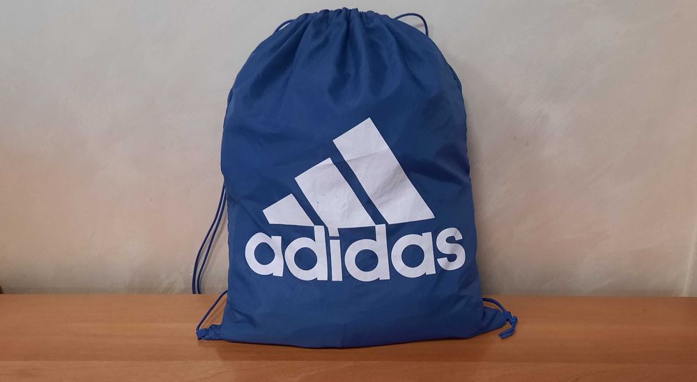 Adidas-Много Запазена