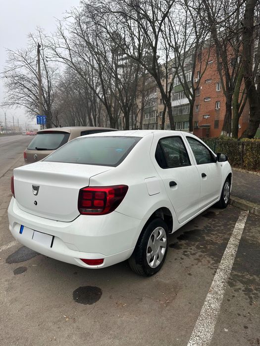 Inchiriez Dacia Logan 1.0 benzina