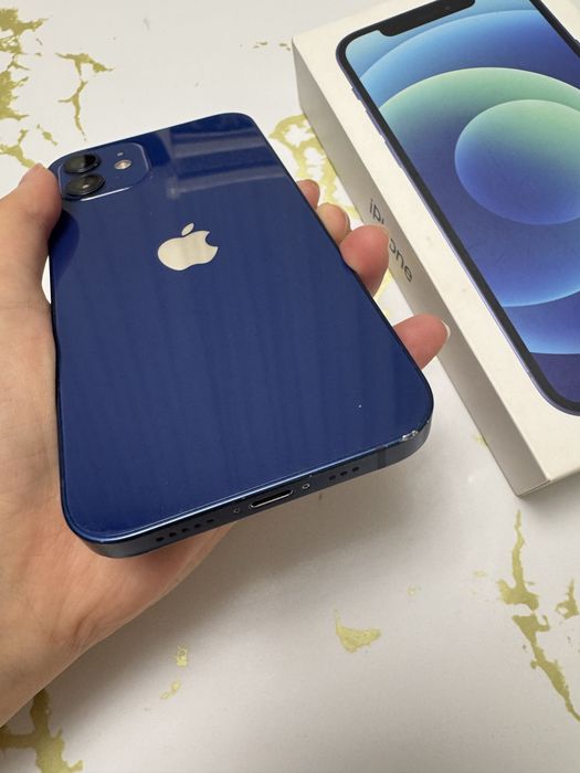 iPhone 12, в хорошем состоянии
