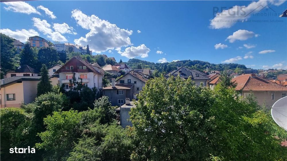 Apartament de trei camere zona Centrul Istoric   Brasovechi