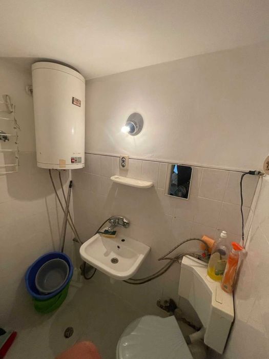 Продава се Едностаен апартамент в Пловдив, Център - 18 кв.м за 1778 €/кв.м - Снимка #3