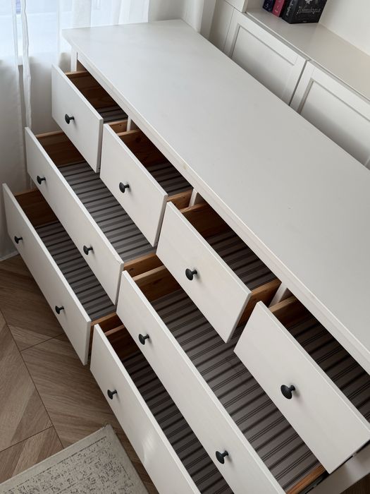 Скрин Iкea Hemnes 8 чекмеджета