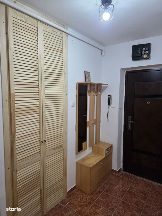 Tei.Garsoniera de inchiriat