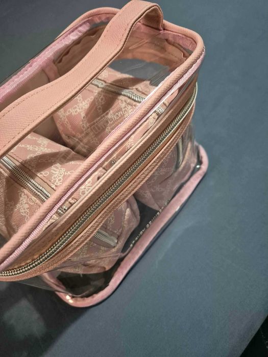 Несесер за козметика French Connection Bag Чанта