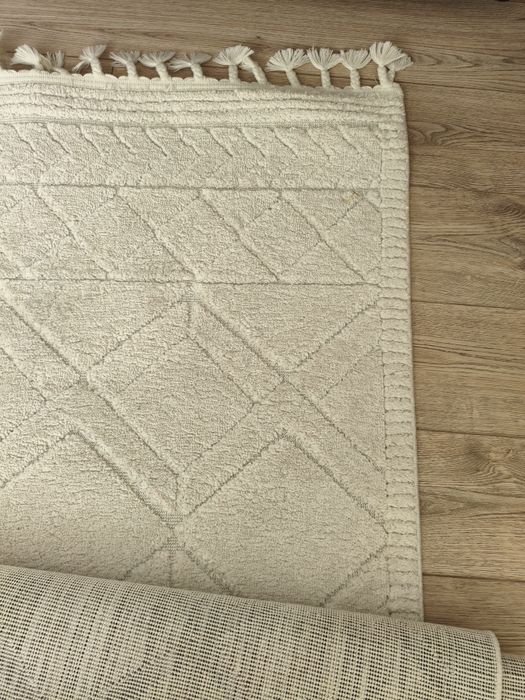 Срочно продам ковёр 160х230
