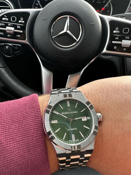 Часовник Maurice Lacroix Aikon Automatic 42mm