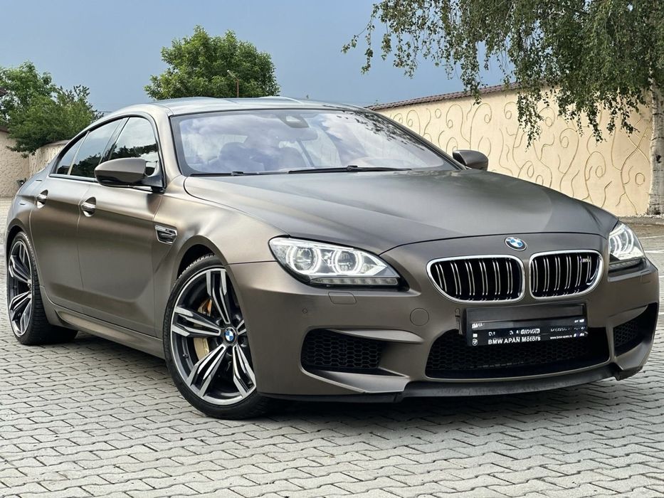 Bmw, m6 4,4 L V8