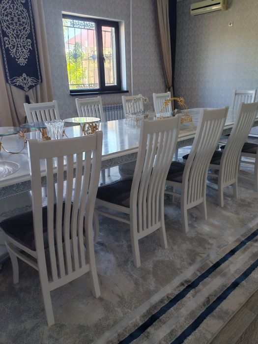 Стол стулиясымен сатылады