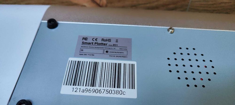 Aparat folii telefon, tableta, GPS auto - model Rock Space ZC1