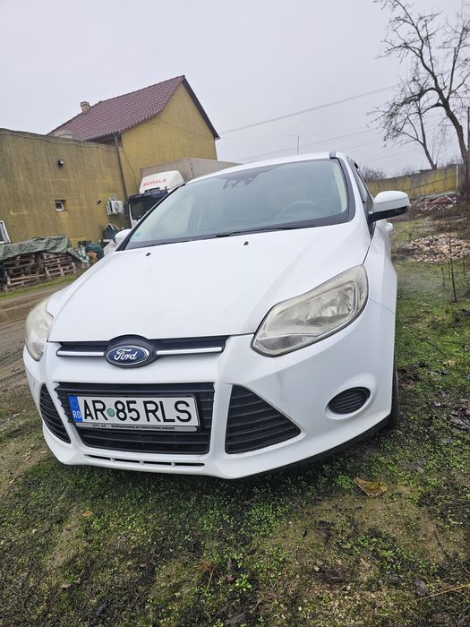 Vând Ford Focus Combi