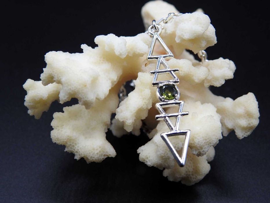 Pandantiv „Heart Chakra Alchemy” - iSTAR