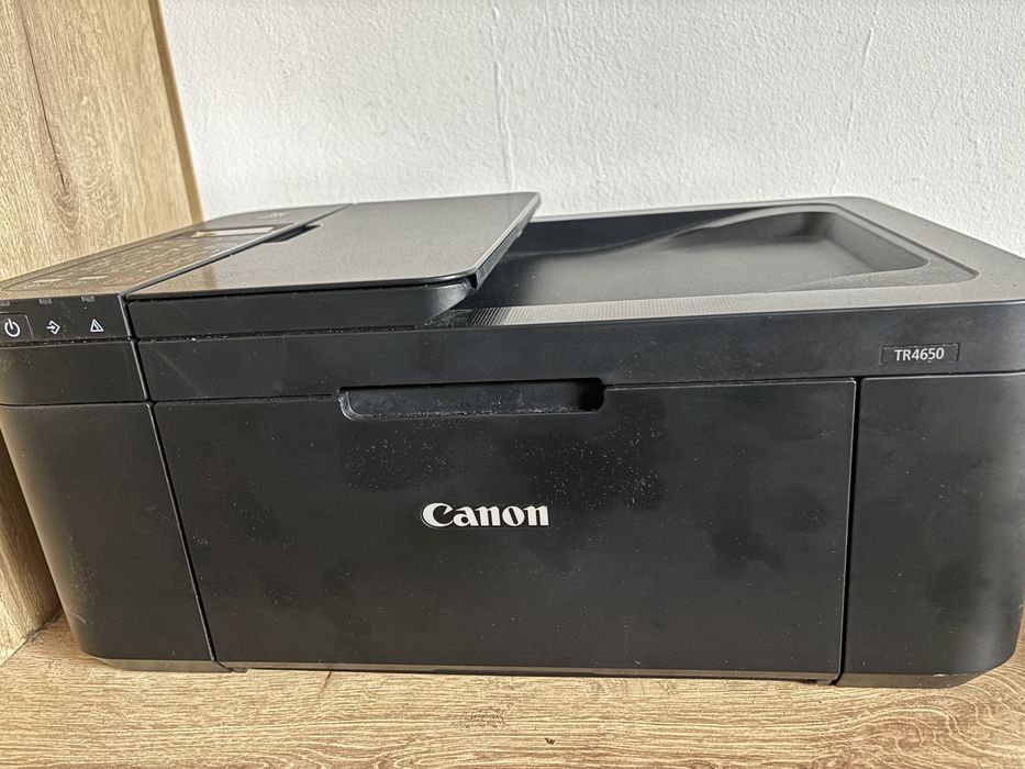 Vând Imprimanta noua !!