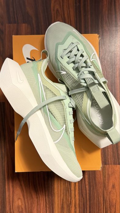 Nike Vista Lite .
