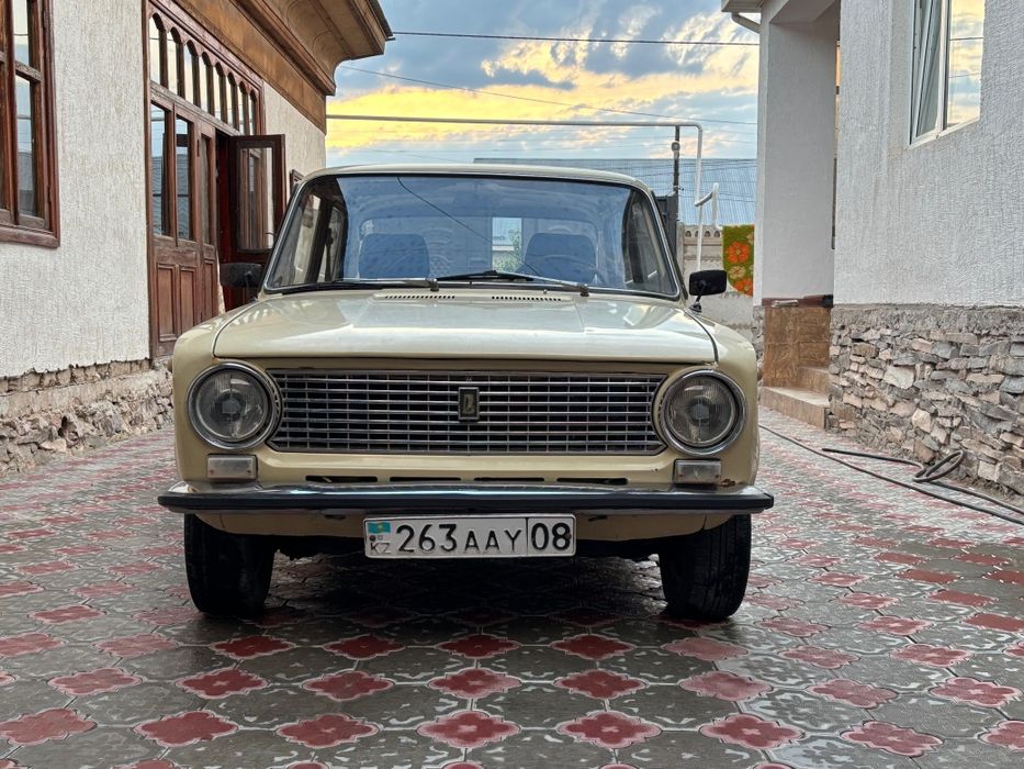 Продам  ваз 21011,