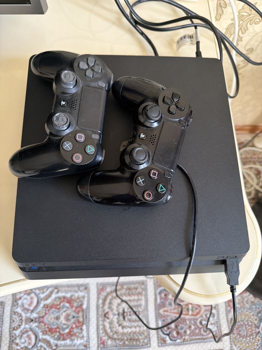 Продам пс 4 слим в отличном состояний