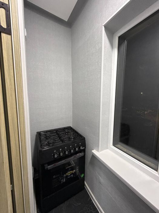 Продается 1 комнатная Кадышева