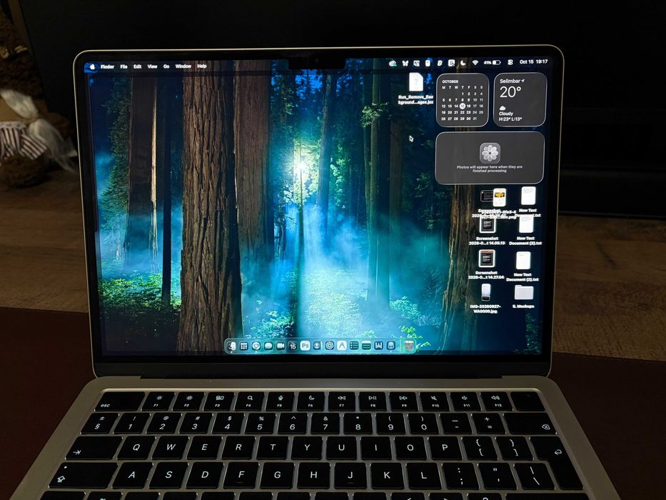 Apple MacBook Air M4, 13", 16GB RAM, 256GB SSD, Garanție, 25 Cicluri