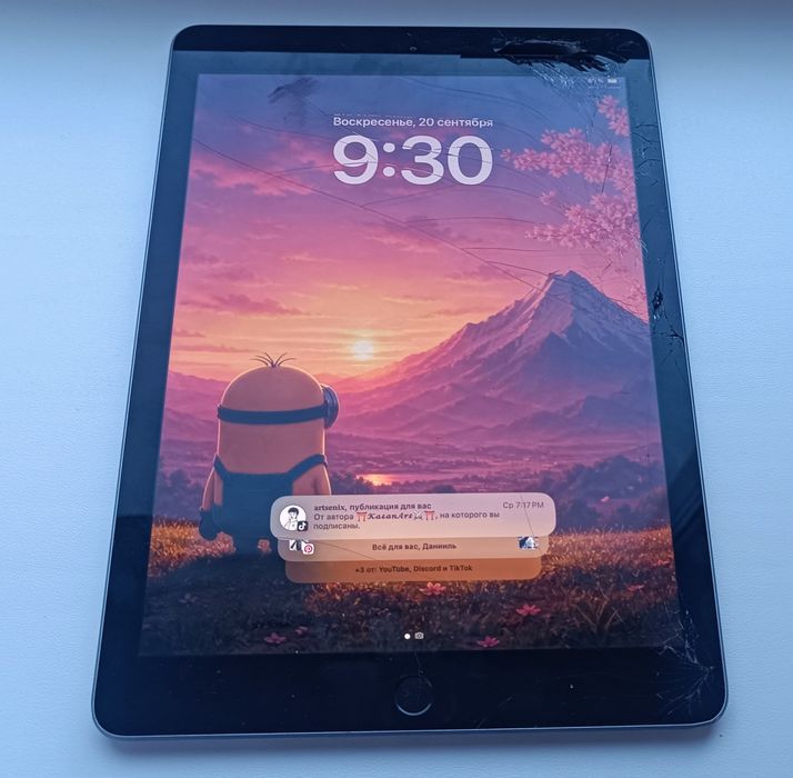 Продам планшет iPad