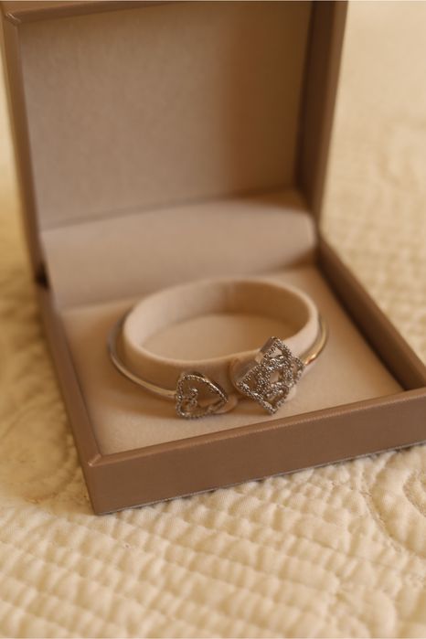 Браслет продается новый