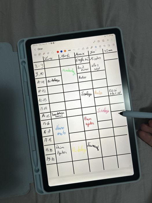 Vând tabletă Samsung Galaxy Tab S6 Lite – 64 GB, cu S Pen