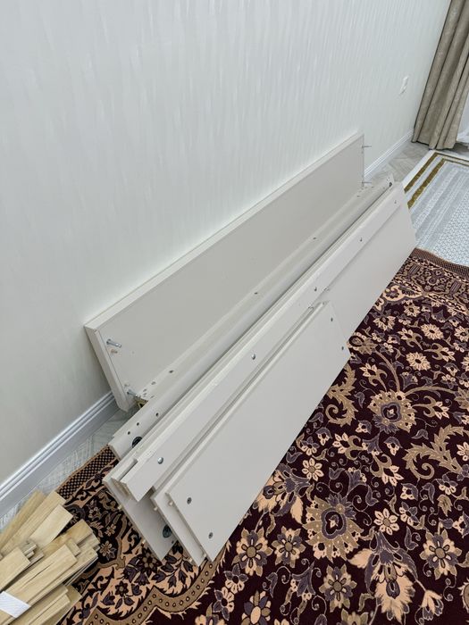 Двухместный раскладной диван