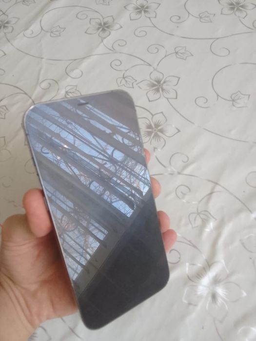 Продам 12 про макс