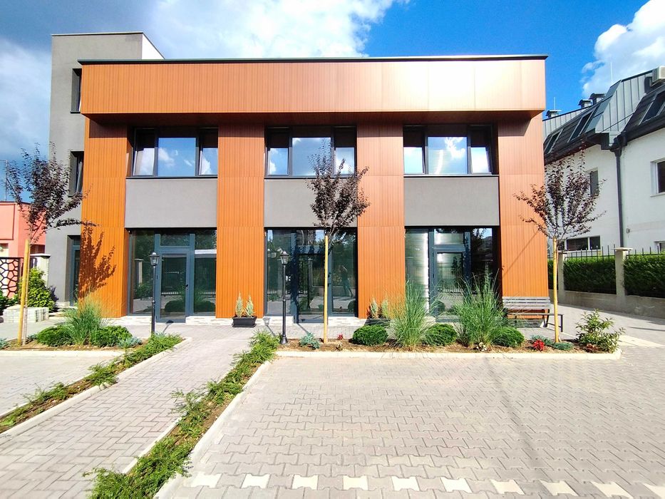 Дава се под наем Офис в Перник, Изток - 67 кв.м за 612 € - Снимка #11