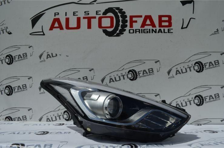 Far dreapta Hyundai i30 bixenon COD 92102-A6200 an 2015-2016-2017