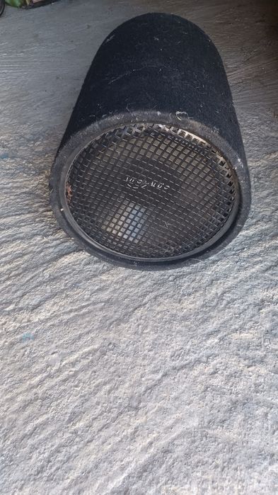 Vând subwoofer și radio cu cd și casetă