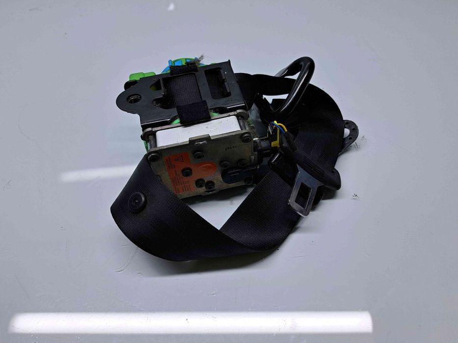 Centura dreapta fata Audi TT (8J3) [Fabr 2006-2013] 8J8857705D