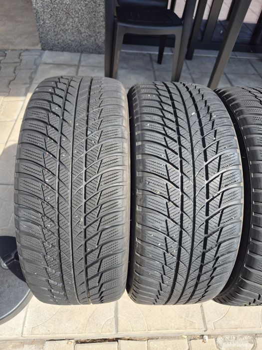 4бр.зимни гуми 225/45/18 91 Н Bridgestone