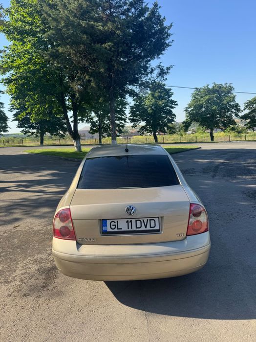 VOLKSWAGEN Passat 2003 — imagine 3
