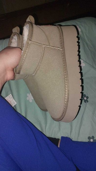 Сапоги с высокой подошевой