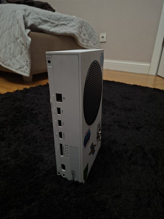 XBOX series s с коробкой