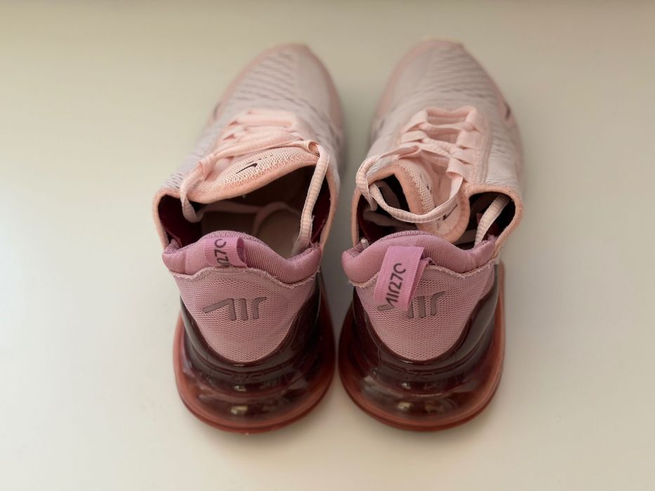 Дамски маратонки Nike Airmax 270