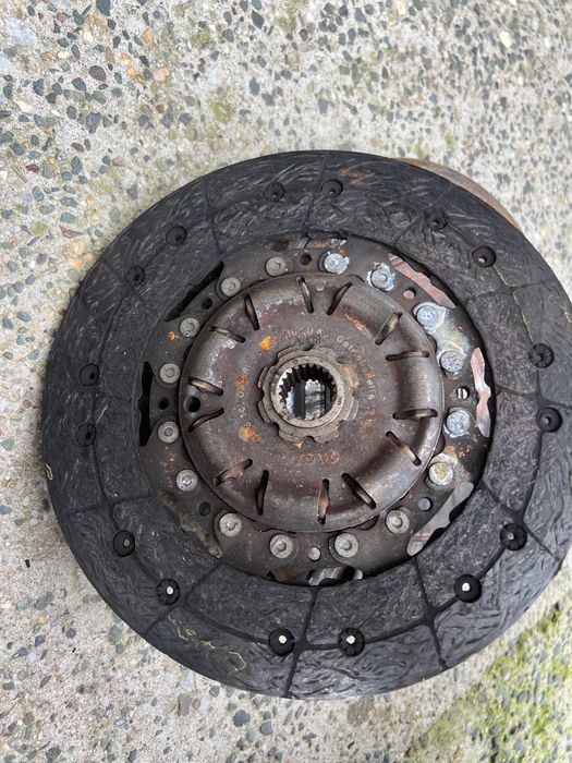 Съединител LuK за VW PASSAT 2.0TDI