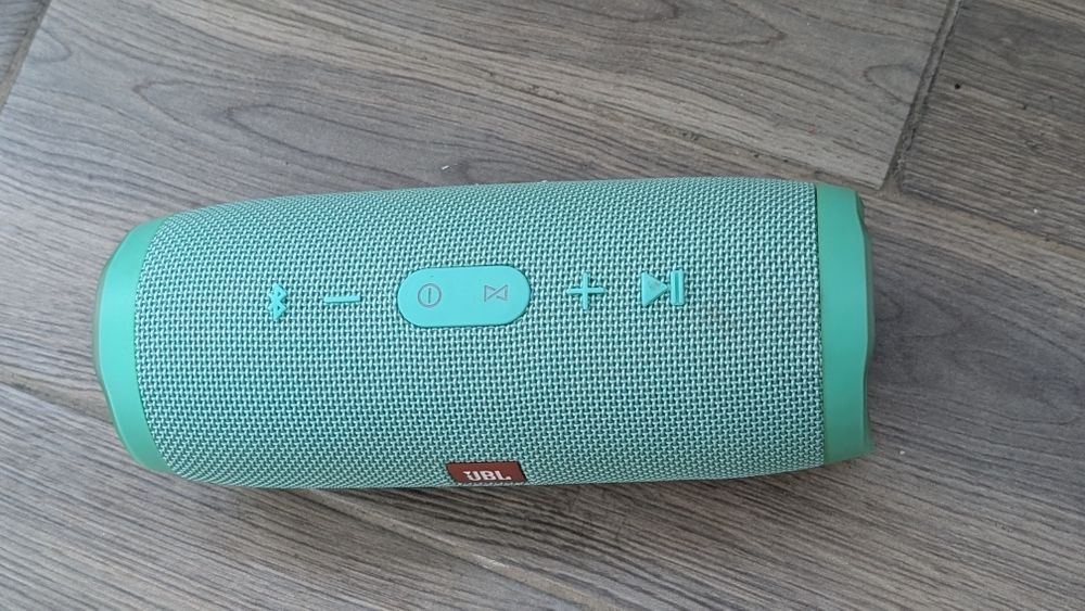 Boxa jbl charge 3
