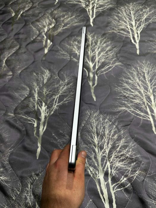 Лаптоп Apple - MacBook Air