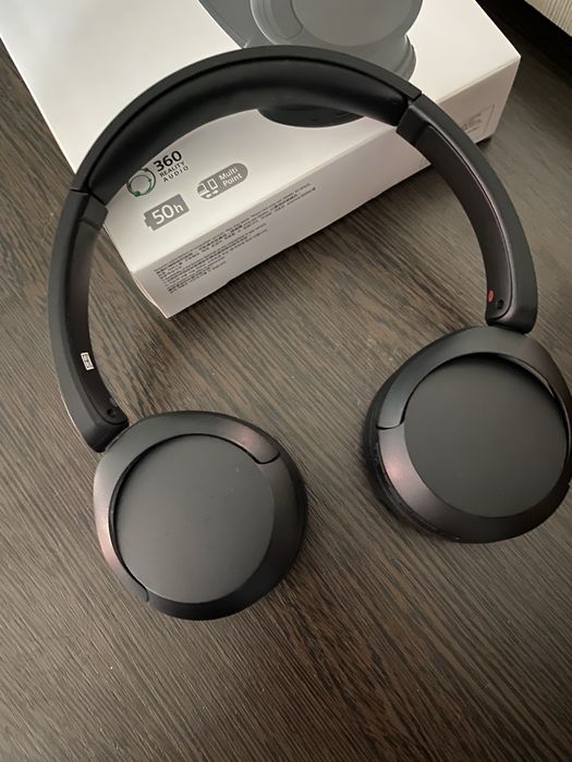 Наушники Sony WH-CH520 черный