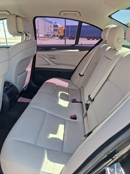 BMW Seria 5 F10 525d