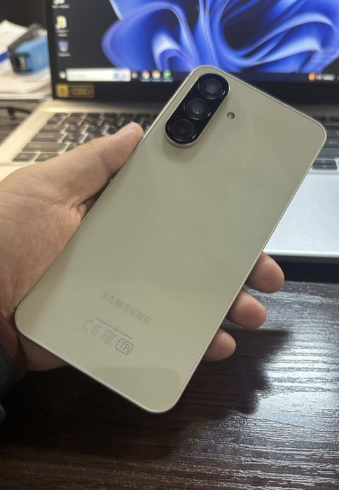 Samsung a 56 8/128 karopka dakument bor