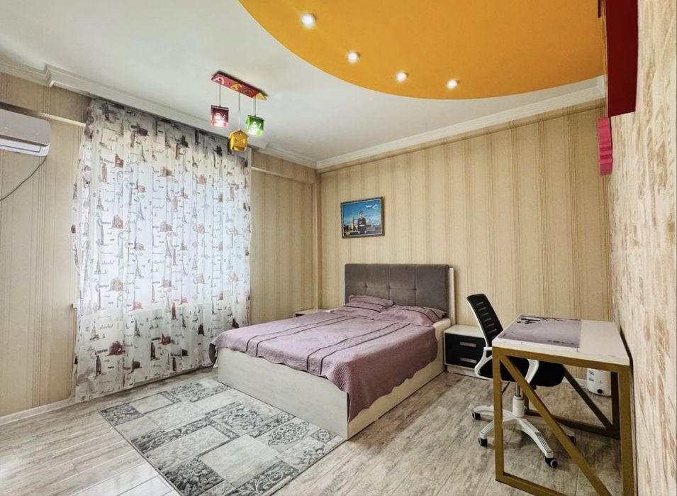 Продается ЖК Новый Век Алайский 3/4/8 с ремонтом 118м2