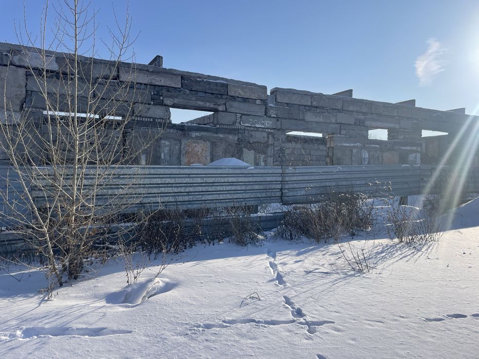 Продам базу в старом городе