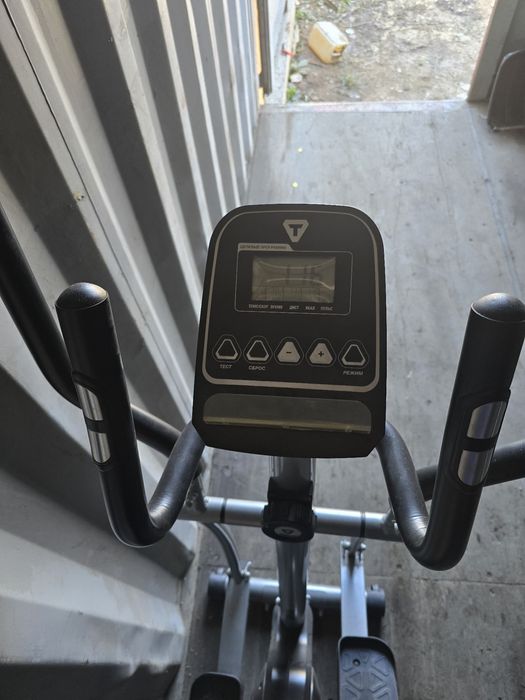 Продаю тренажёр элипс