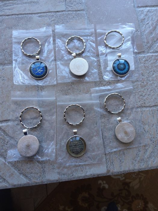 Ключодържатели и синджирчета различни модели